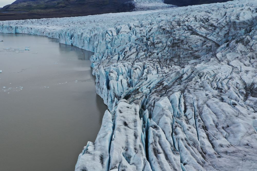 Fjallsarlon Icebergs - Glacier Lagoon Fjallsjokull