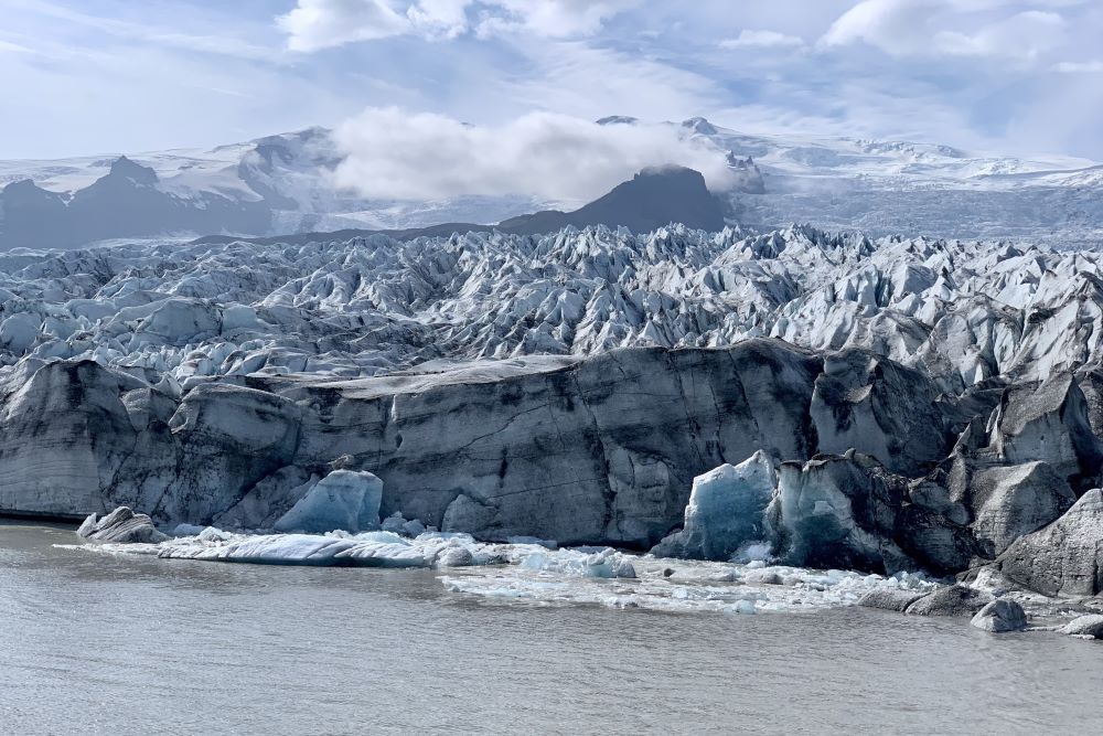 Fjallsarlon Glacier Lagoon - Iceberg calving Iceland IMG_8652