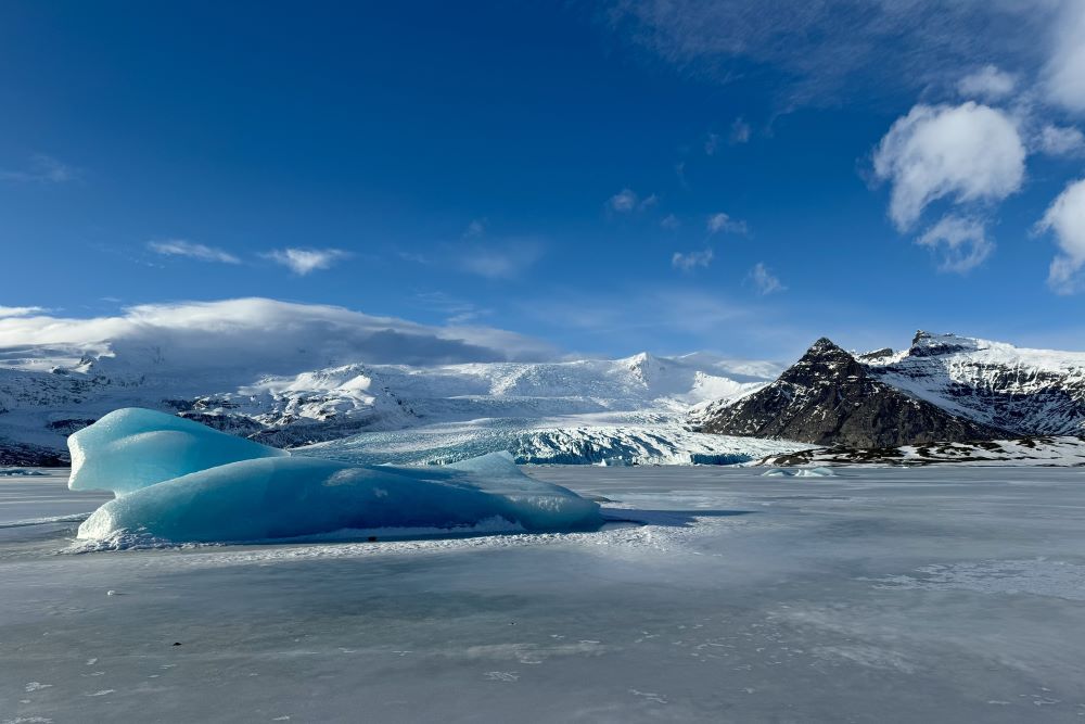 Fjallsarlon Miðaftantindur Glacier Lagoon -Norbphoto