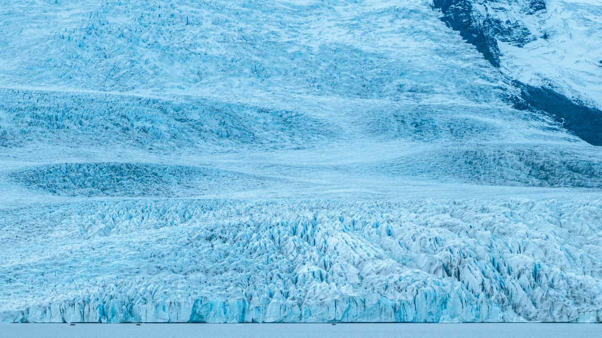 1 Fjallsarlon Boat Tour - Iceland