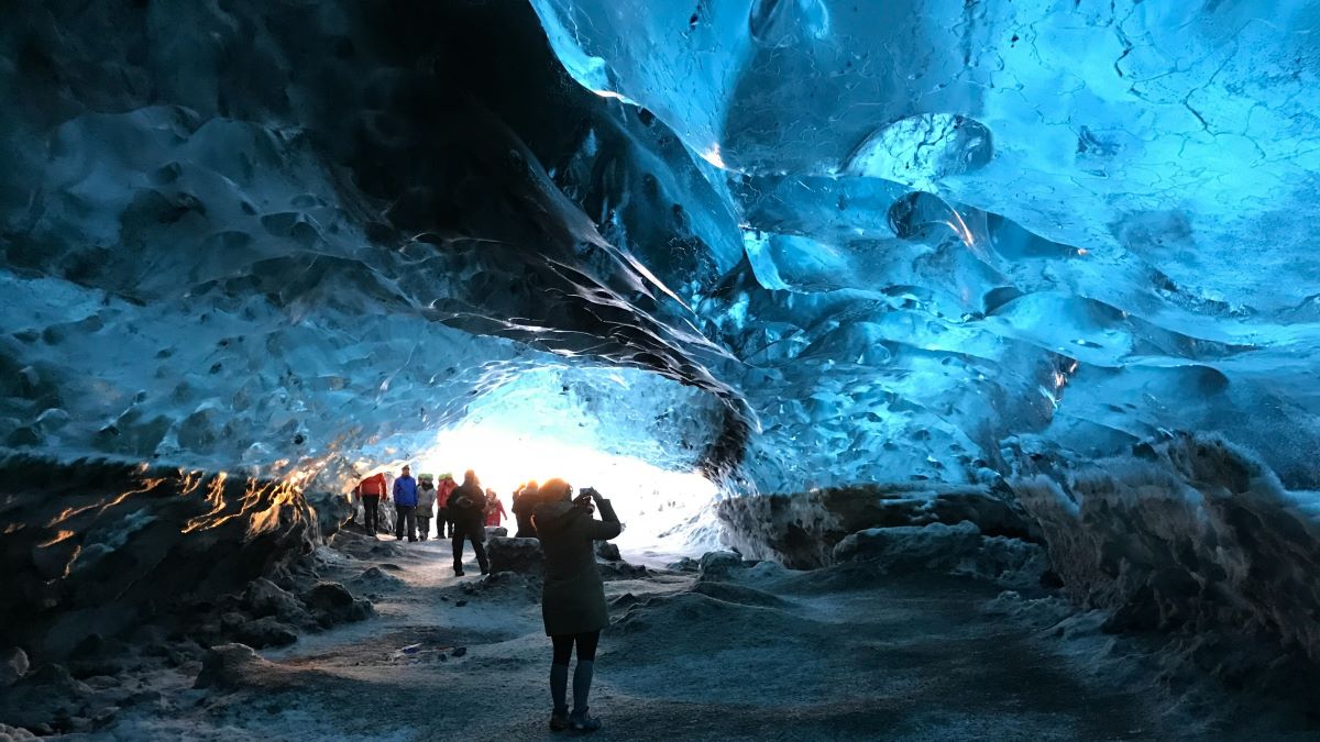1. Fjallsarlon Ice Cave Tour Vatnajökull Glacier