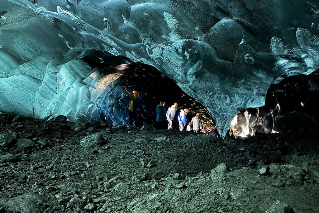 Vatnajokull Ice Cave Fjallsarlon 2