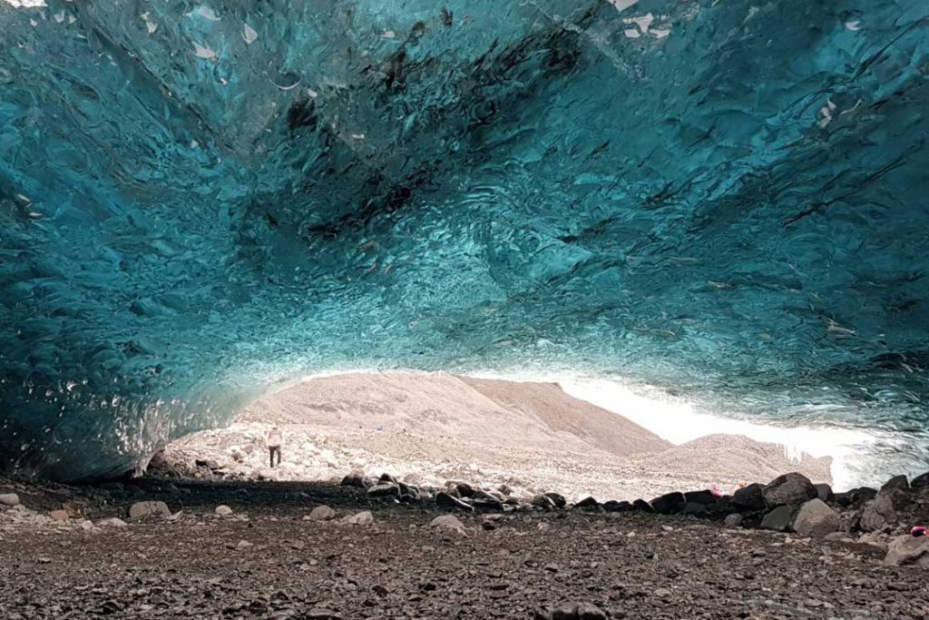 Vatnajökull-Premium-Ice-Cave-Tour1