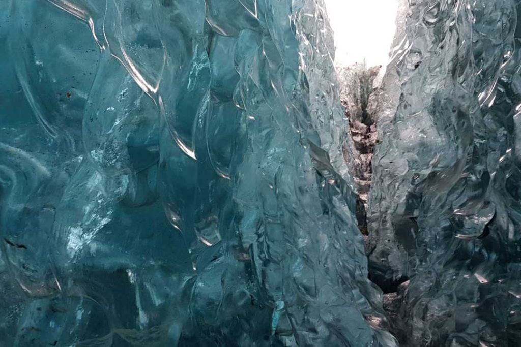 Vatnajökull-Premium-Ice-Cave-Tour2