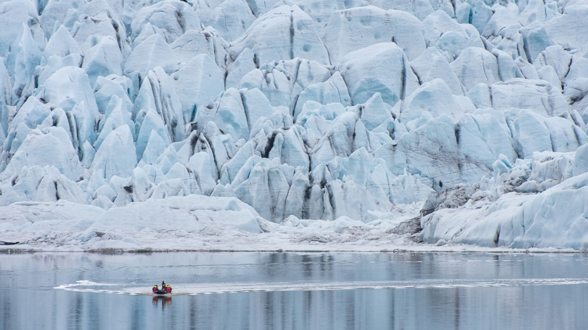 Fjallsárlón tour - Iceland glacier adventure - glacier boat trip Fjallsárlón tour - Iceland glacier adventure - glacier boat trip