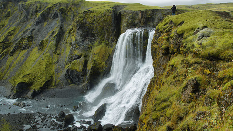 Fagrifoss Fagrifoss waterfall is situated on the way to Lakagígar craters.