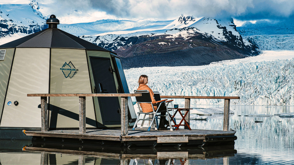 Camping-with-a-View_-Top-Campsites-Near-Fjallsárlón---pic-1